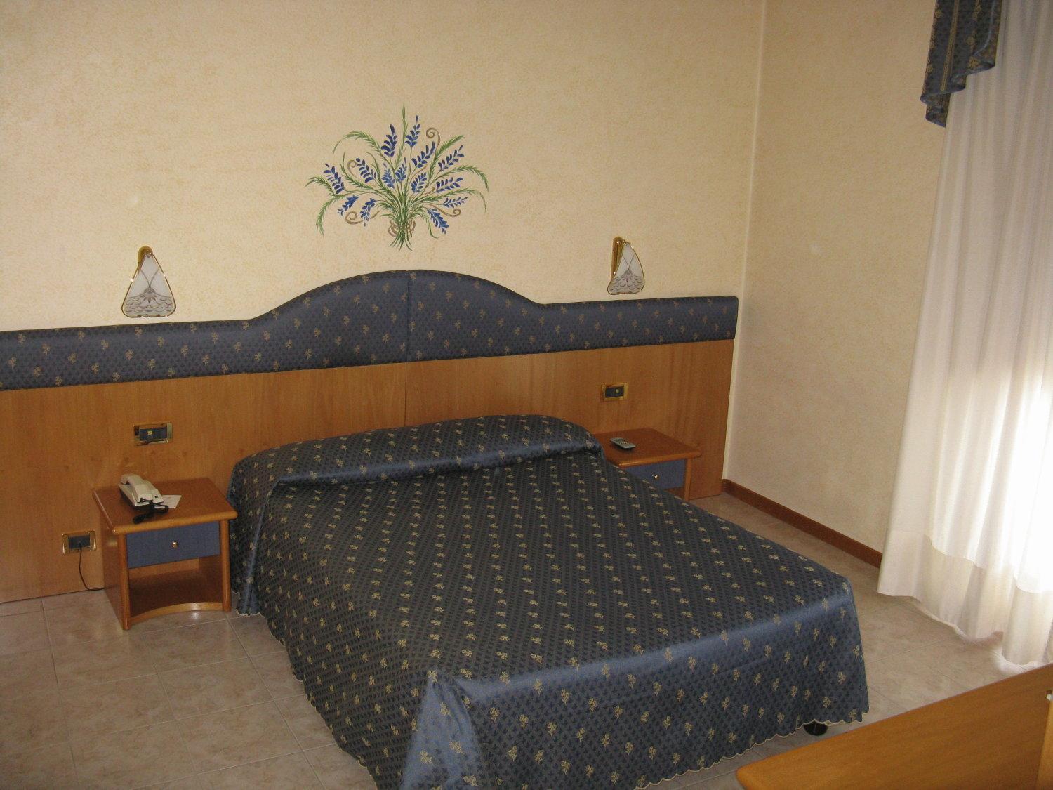 Hotel Faro Montichiari Extérieur photo
